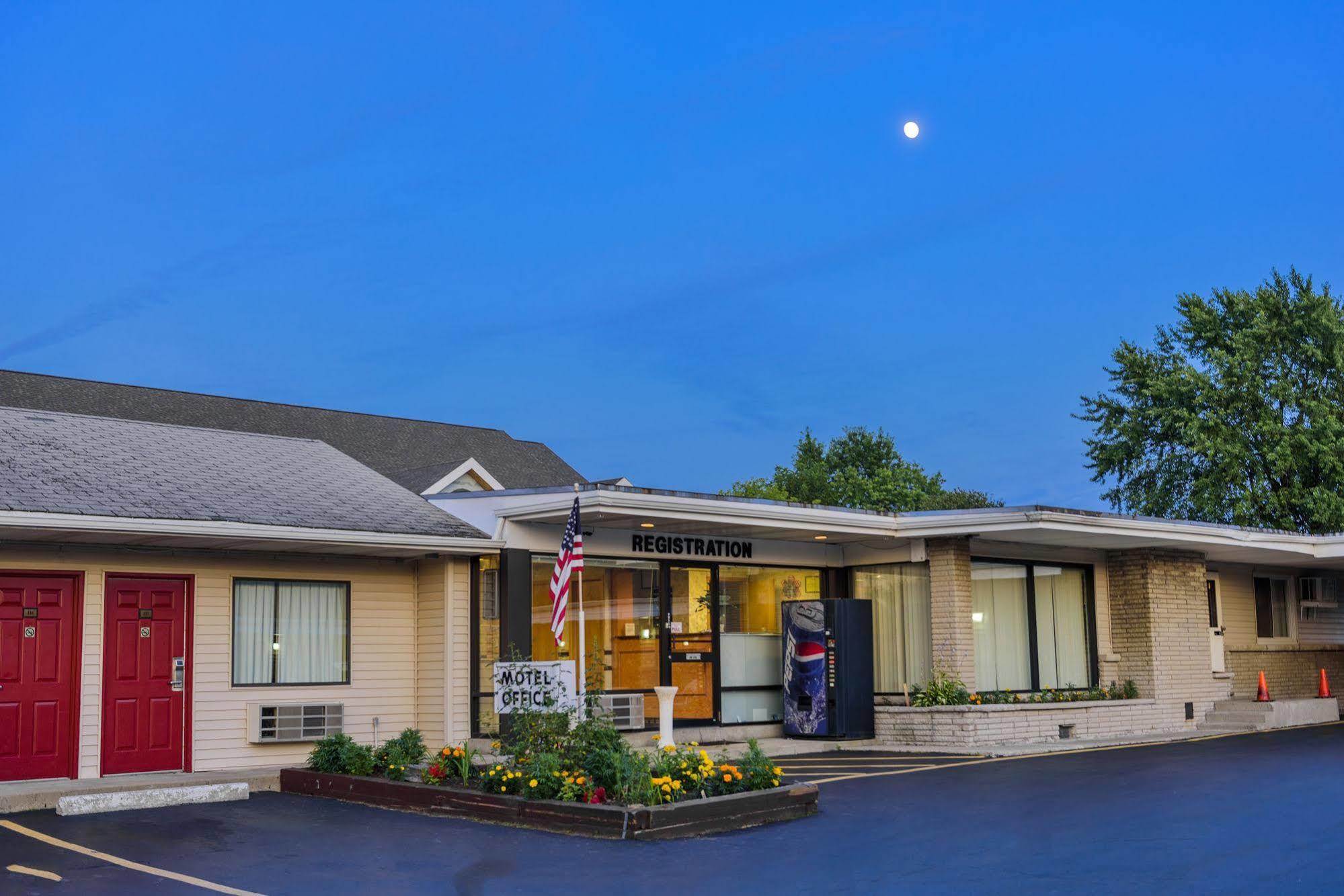 Budget Inn Williamsville Exterior foto