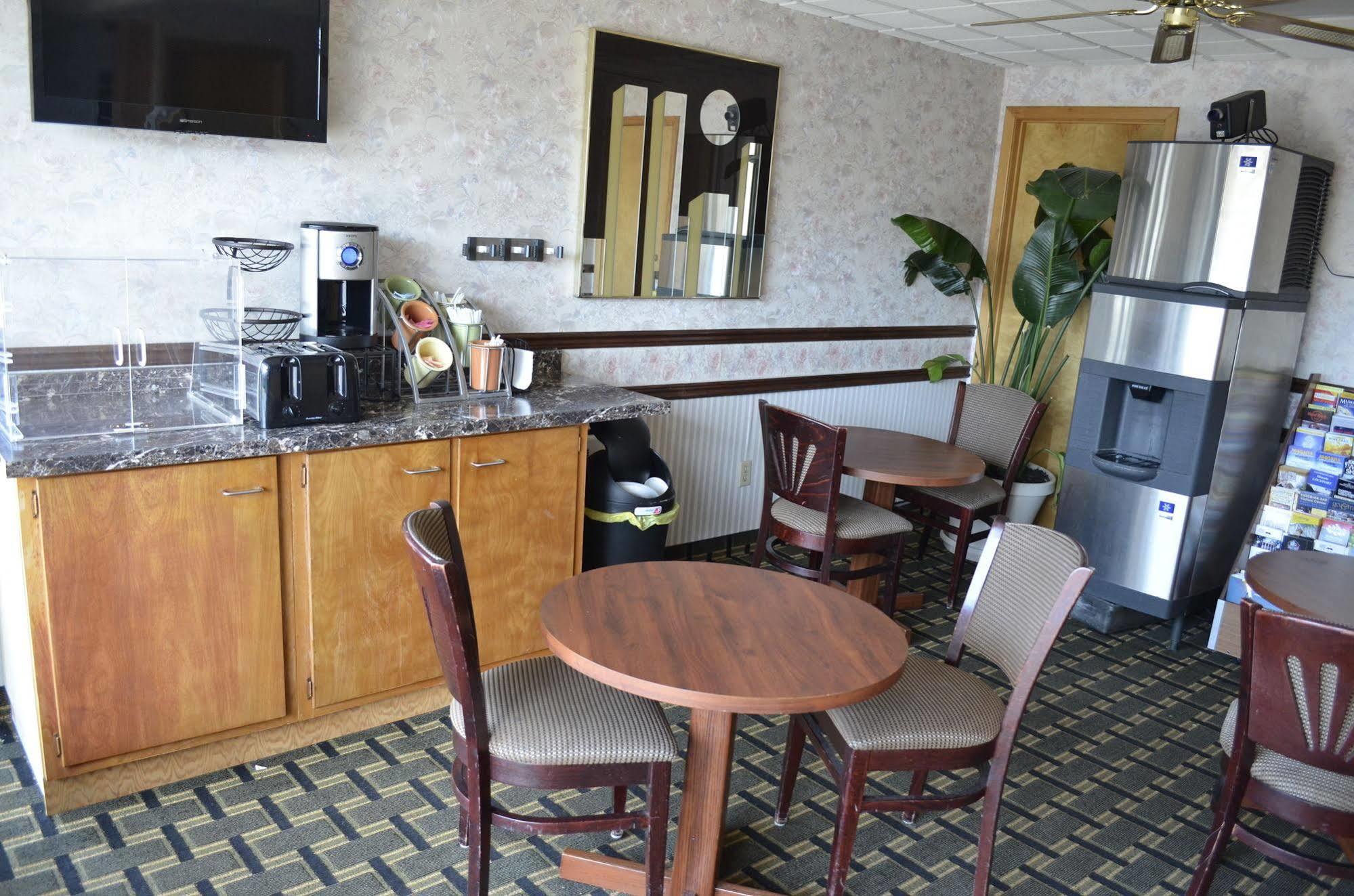 Budget Inn Williamsville Exterior foto